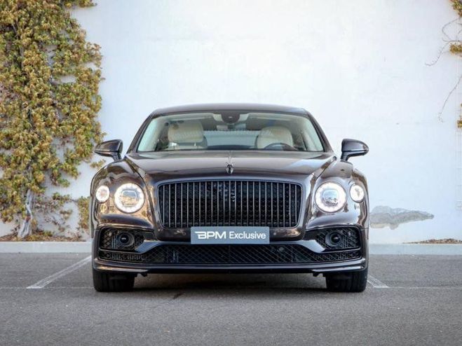 Bentley Flying Spur Azure V8 4.0 550ch Marron de 2024
