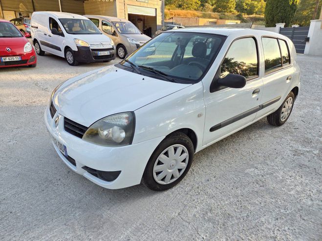 Renault Clio II Ph. 2 Campus Blanc de 2007