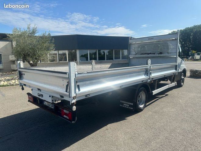 Iveco Daily 27490 ht 35c14 plateau fixe 5m  de 2019