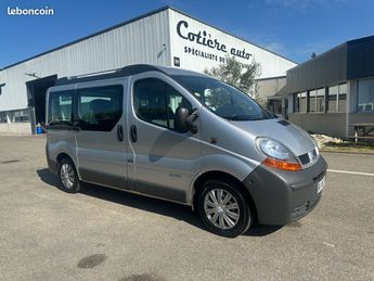  Voir détails -Renault Trafic 12490 ht l1h1 corbillard VASP à   La Boisse (01)