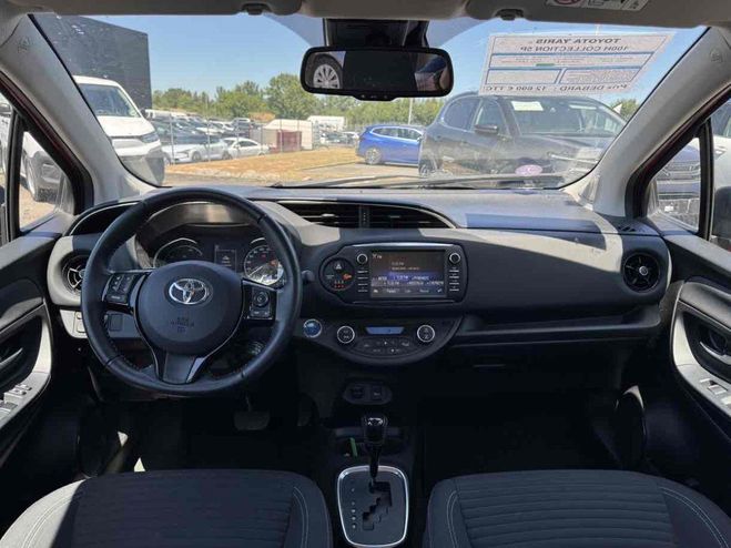 Toyota Yaris 100H COLLECTION 5P Rouge de 2018