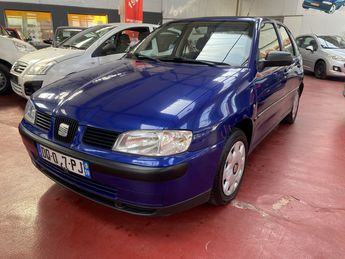  Voir détails -Seat Ibiza 1.4i 16V - 75 Signo à Bthune (62)