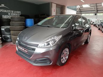  Voir détails -Peugeot 208 1.2 ess - 82ch Finition Business confort à Bthune (62)