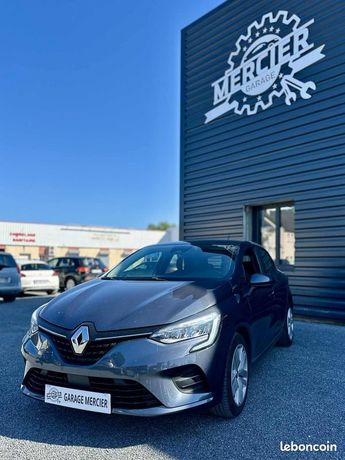  Voir détails -Renault Clio V 1.6 E-TECH 140ch à Varetz (19)