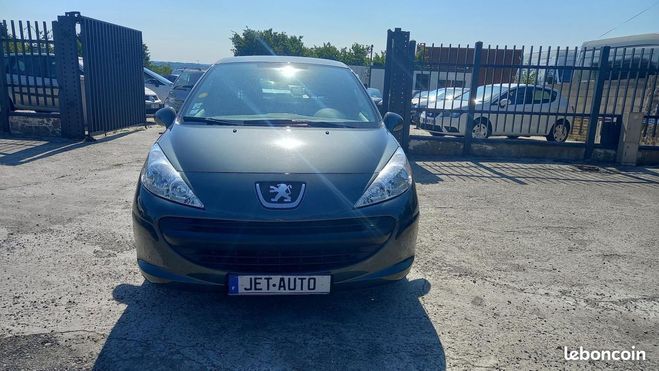 Peugeot 207 1.4 HDI 68 STYLE Gris de 2007