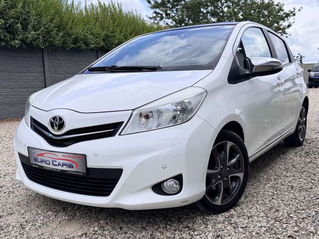 Toyota Yaris 1.33i VVT-i Comfort PANORA-CAMERA-SENSOR Blanc Mtallis de 