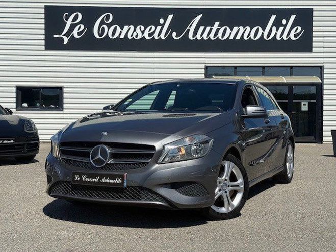 Mercedes Classe A 180 CDI INSPIRATION Gris F de 2015