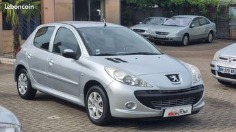  Voir détails -Peugeot 206 1.4 TRENDY 5P à Geispolsheim (67)