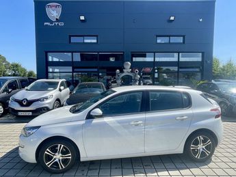  Voir détails -Peugeot 308 1.2 82ch Access 5p à Nouvoitou (35)