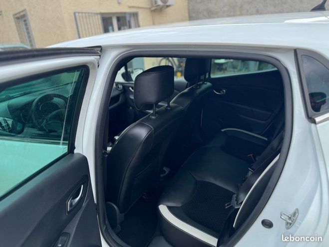 Renault Clio 1.5 DCi 90 BOSE Blanc de 2018