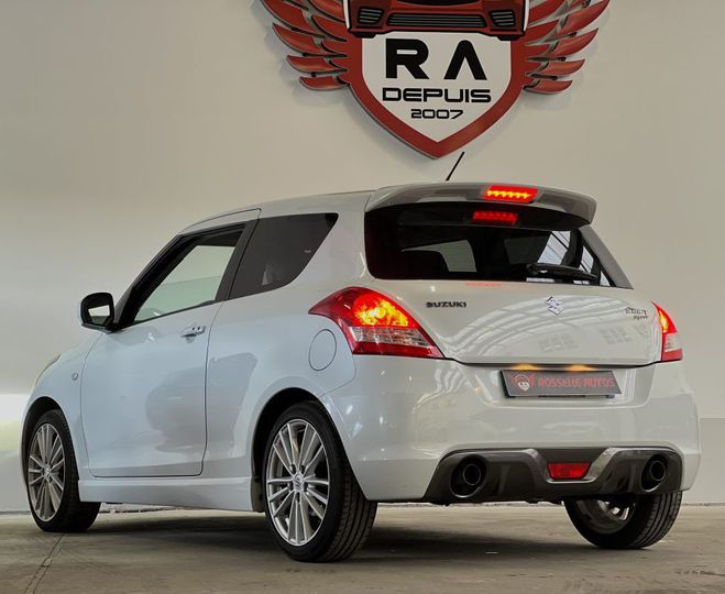 Suzuki Swift III 1.6 VVT 136CH SPORT Blanc Mtallis de 2012