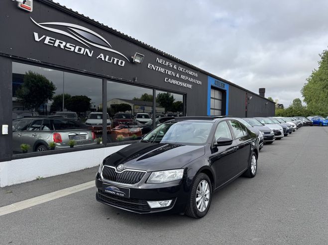 Skoda Octavia 1.2 TSI 105 GREEN TECH AMBITION TOIT PAN NOIR de 2014