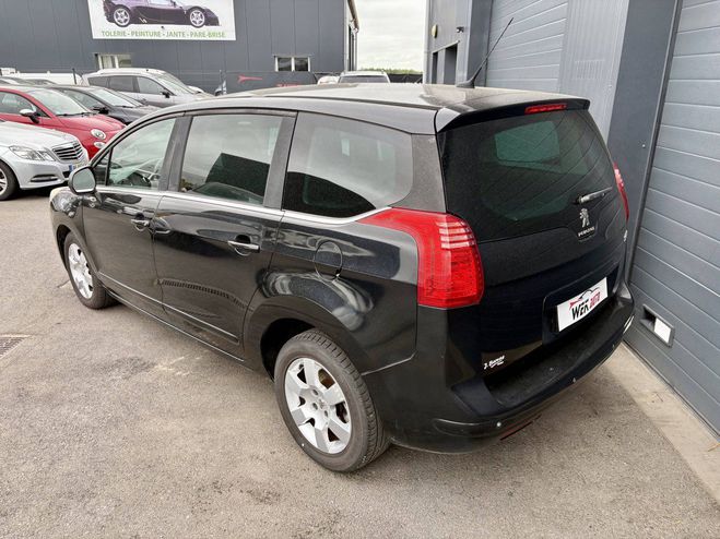Peugeot 5008 1.6 e-HDi 115ch FAP Business Pack ETG6 NOIR de 2013
