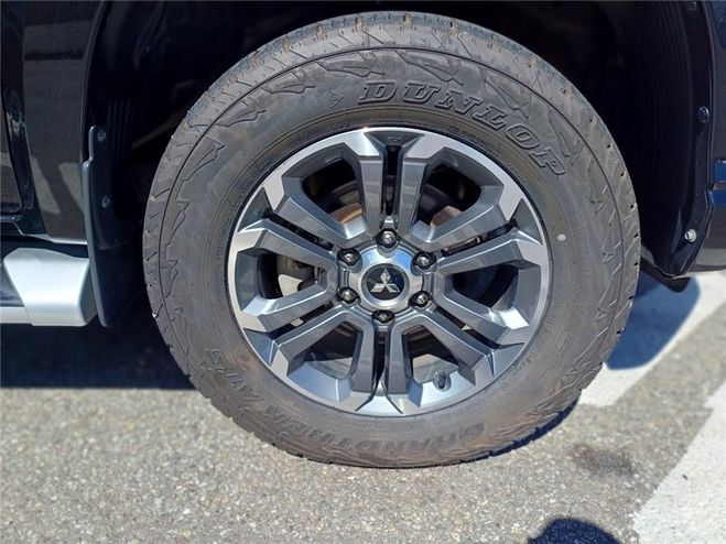 Mitsubishi L 200 L200 CLUB CAB 2.2 DI-D 150 AS&G 4WD INST  de 2022