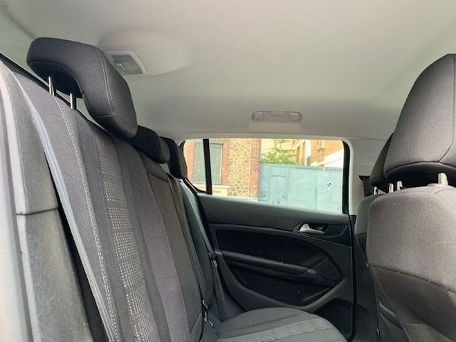 Peugeot 308 1.6 BLUEHDI 120CH ALLURE S&S 5P NOIR de 2017