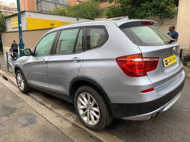 BMW X3 (F25) XDRIVE28I 258CH LUXE BLEU C de 2011