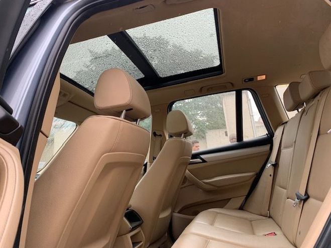 BMW X3 (F25) XDRIVE28I 258CH LUXE BLEU C de 2011
