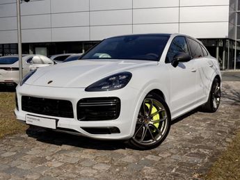  Voir détails -Porsche Cayenne COUPE E-Hybrid 4.0 V8 680 ch Tiptronic B à  La Chapelle-des-Fougeretz (35)