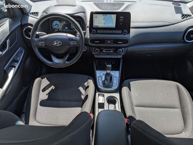 Hyundai Kona 1.6 GDI 141H 105 HYBRID HEV 1.6KWH CREAT Gris de 2023