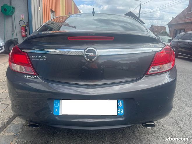 Opel Insignia 2.0 turbo essence 220 cv limousine hb Noir de 2013