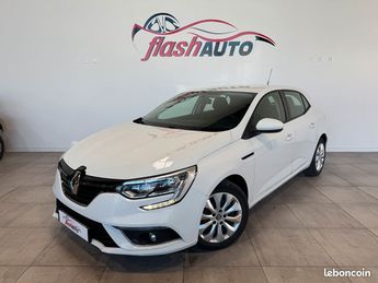  Voir détails -Renault Megane IV 1.5 DCi 90cv-2017 à Gerzat (63)