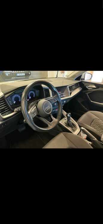  Voir détails -Audi A1 Sportback 30 TFSI 110CH S-TRONIC à Villefranche-de-Rouergue (12)