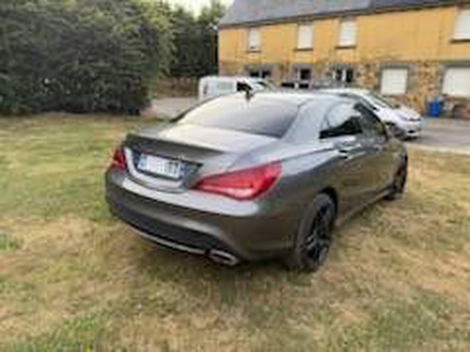 Mercedes Classe CLA Coup 220 CDi 2.1 16V 7G-DCT 170 cv GRIS F de 2013