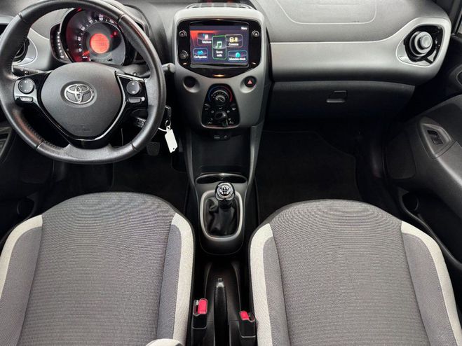 Toyota Aygo 1.0 VVT-I X-PLAY 5p Noir de 2021