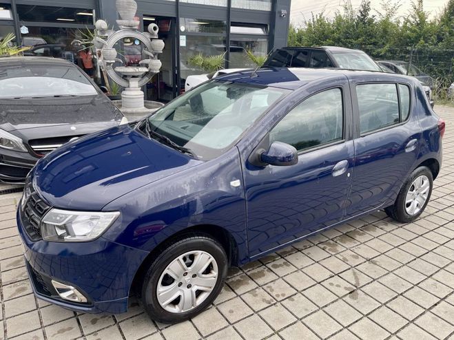 Dacia Sandero 1.0 SCe 75ch Urban Stepway - 20 Bleu Fonc Mtallis de 2020
