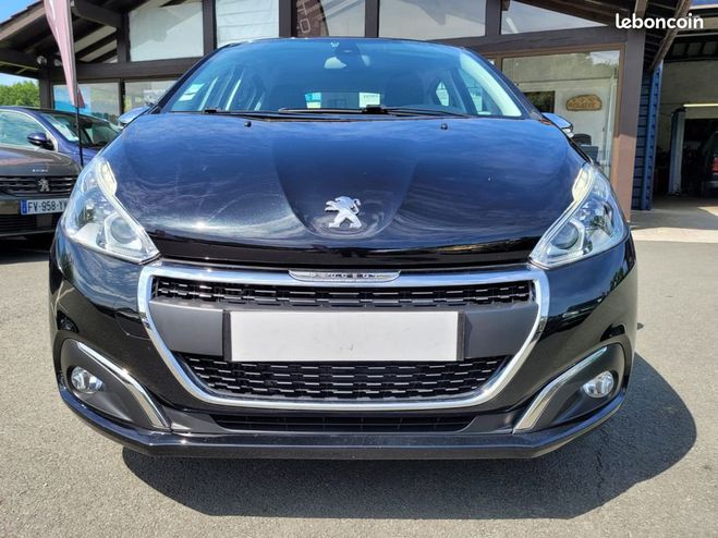 Peugeot 208 1.2 PureTech 110 Allure Noir de 2018