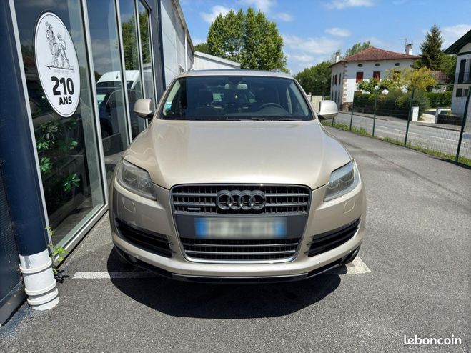 Audi Q7 AVUS V6 3.0 TDI 6S Beige de 2010