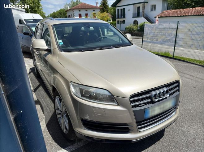 Audi Q7 AVUS V6 3.0 TDI 6S Beige de 2010