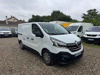  Voir détails -Renault Trafic Fourgon III Phase 2 L1H1 1200 dCi 120cv  à  Les Pavillons-sous-Bois (93)