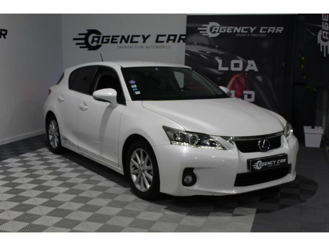 Lexus CT 200h - BV E-CVT Sensation - Suivi comple BLANC de 2011