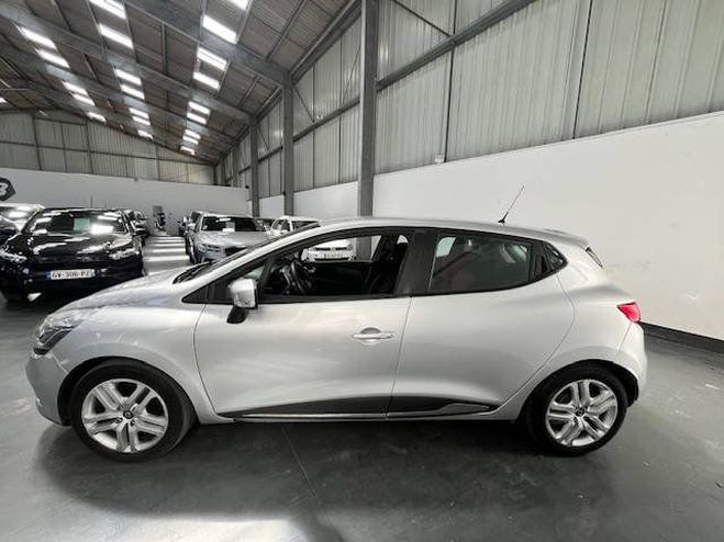 Renault Clio IV (B98) 0.9 TCe 90ch energy Zen 5p GRIS de 2017