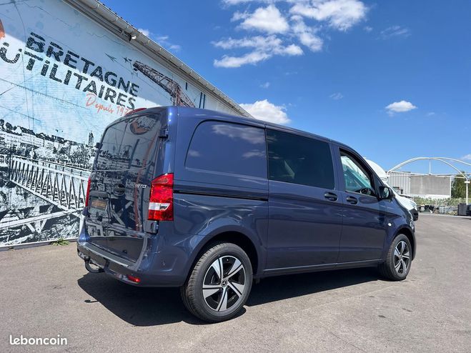 Mercedes Vito 58950 ht Mixto 4x4 119 cdi 5pl Compact S Bleu de 2025