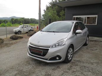  Voir détails -Peugeot 208 1.6 BlueHDi 100ch Active Business S&S 5p à Crest (26)