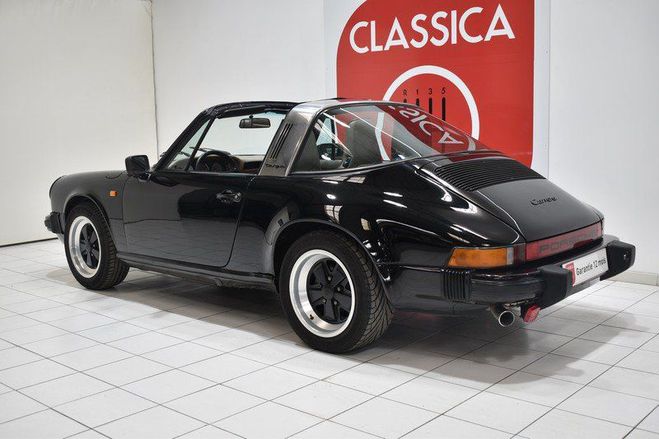 Porsche 911 Carrera 3.2L Targa Tiefschwarz 700 de 1985