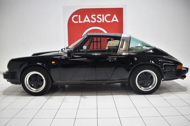 Porsche 911 Carrera 3.2L Targa Tiefschwarz 700 de 1985