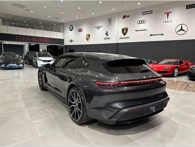 Porsche Taycan SPORT TURISMO 476 AVEC BATTERIE PERFORMA Gris Anthracite Metal de 2023
