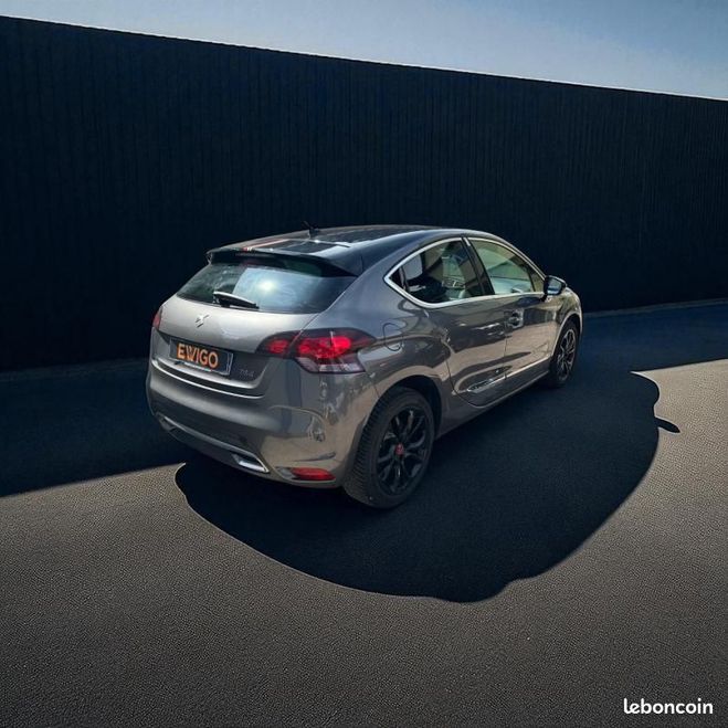 Citroen DS 4 THP 210ch Performance line S&S Gris de 2017
