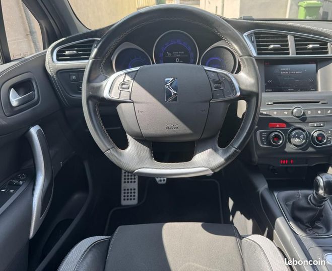Citroen DS 4 THP 210ch Performance line S&S Gris de 2017