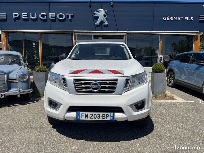 Nissan Navara (4) King-Cab 2.3 dCi 160 Acenta Blanc de 2020