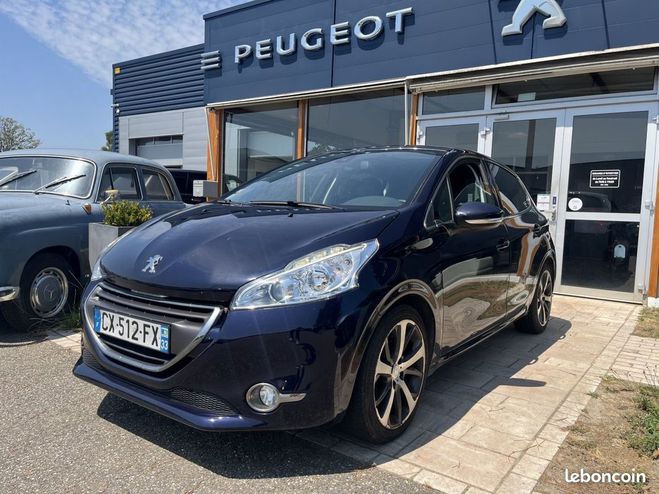 Peugeot 208 1.6 E-HDI 115 Fline Bleu de 2013