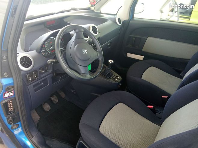 Peugeot 1007 Belle 1.4i pack clim 87000 kms 2006 repr Bleu de 2006