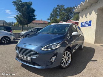  Voir détails -Ford Fiesta 1.0 EcoBoost 100ch Stop&Start Titanium 5 à Varces-Allires-et-Risset (38)