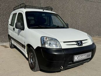  Voir détails -Peugeot Partner UTILITAIRE 2 PLACES -- GARANTIE 12 MOIS à Cuesmes (70)