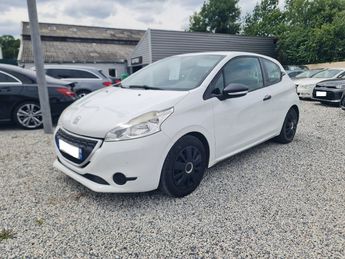  Voir détails -Peugeot 208 1.0 VTi 68ch BVM5 Active * REPRISE POSSI à Maubeuge (59)
