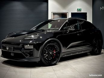  Voir détails -Porsche Macan TURBO 639 Ch ROUE DIRECTRICE JA22 RS ATT à Montlier (26)