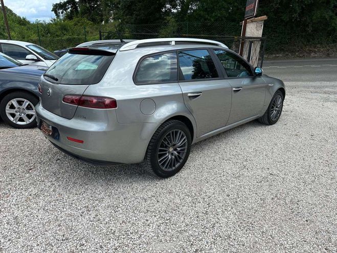 Alfa romeo 159 SW 2.0 JTDM 170 CV GRIS de 2011